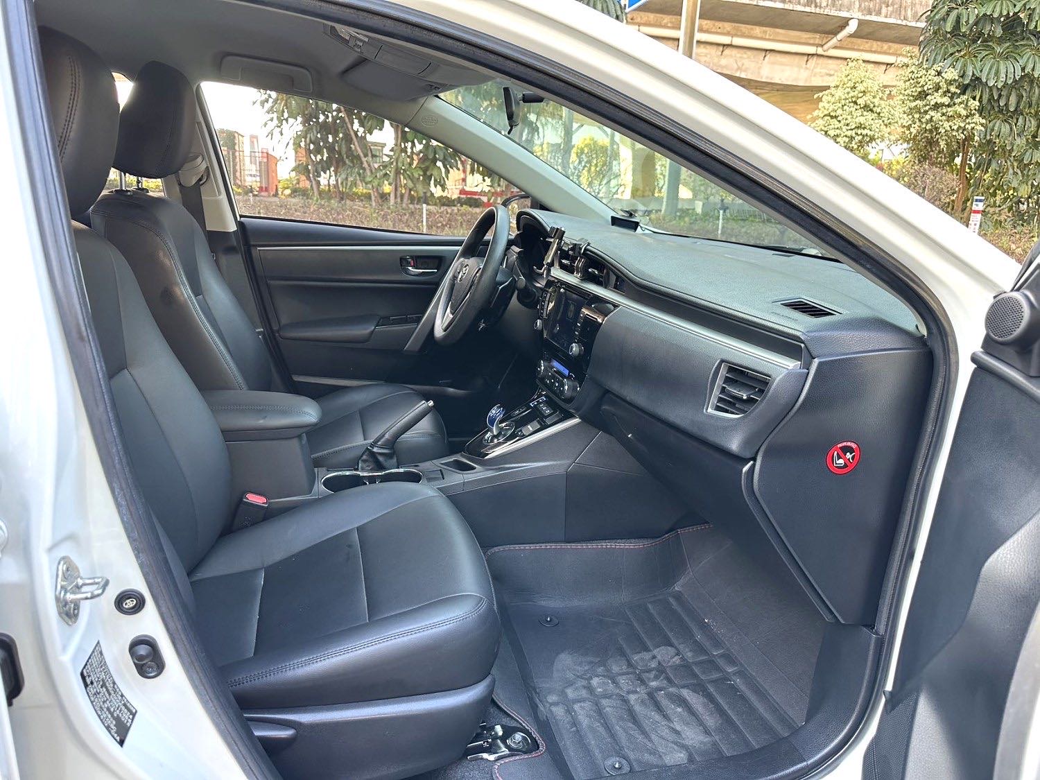 Toyota Corolla 2016 #4 Toyota Corolla 2016 car image #4