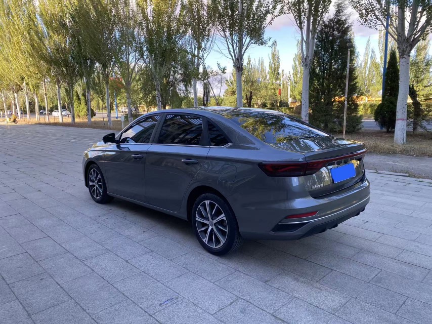 GEELY Emgrand 2021 car image #7