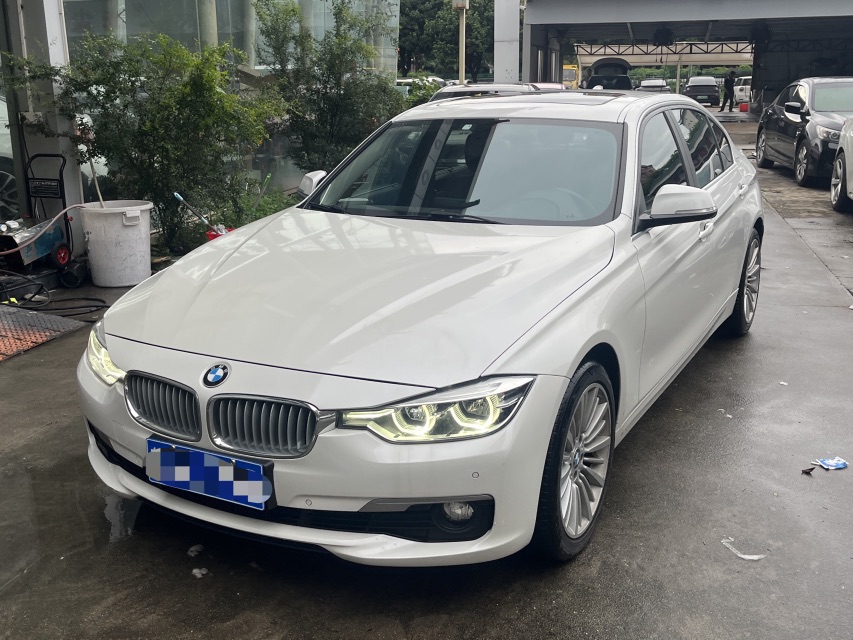 BMW 3 Series 2018 car image 