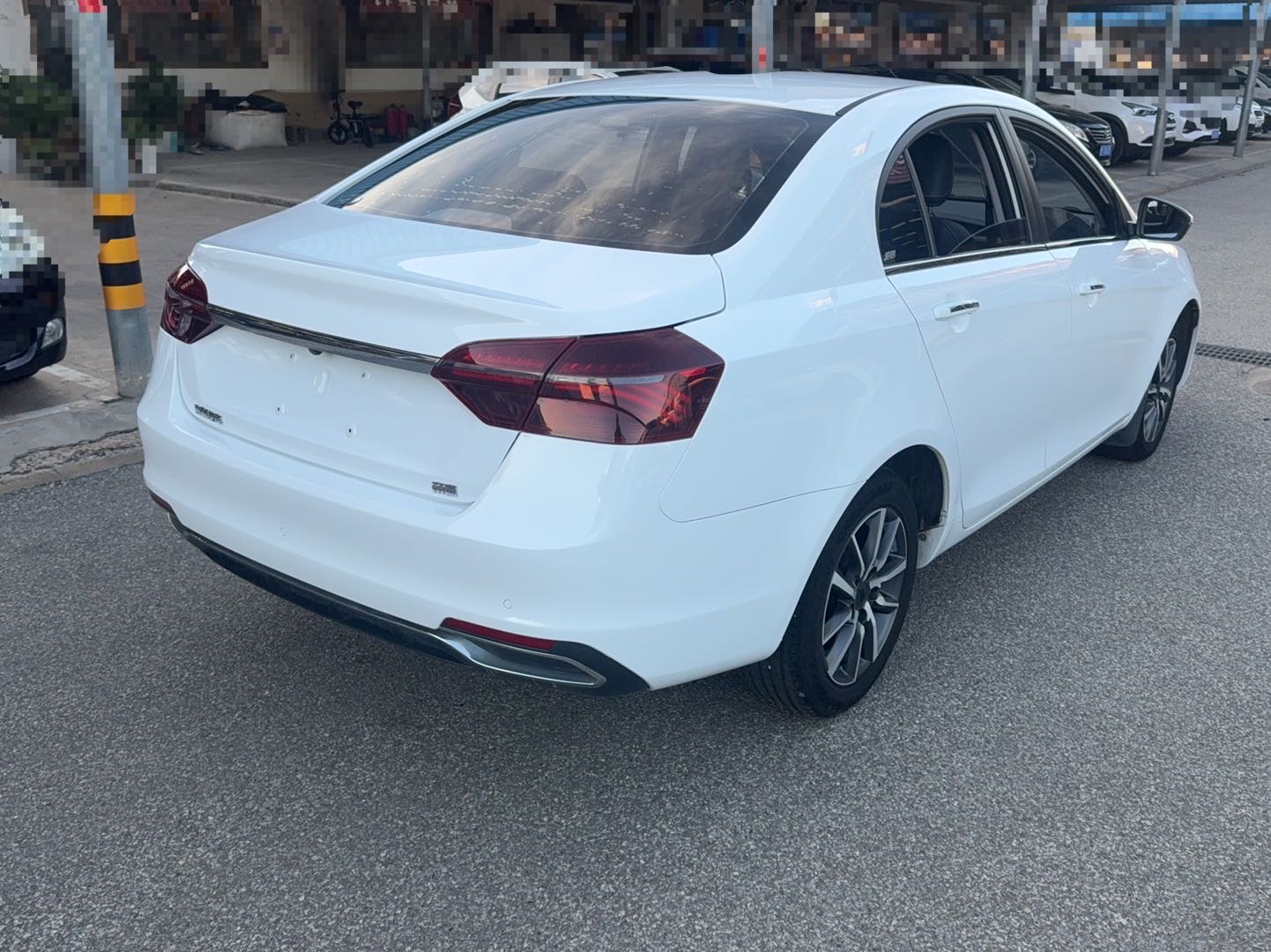 GEELY Emgrand 2020 car image #5
