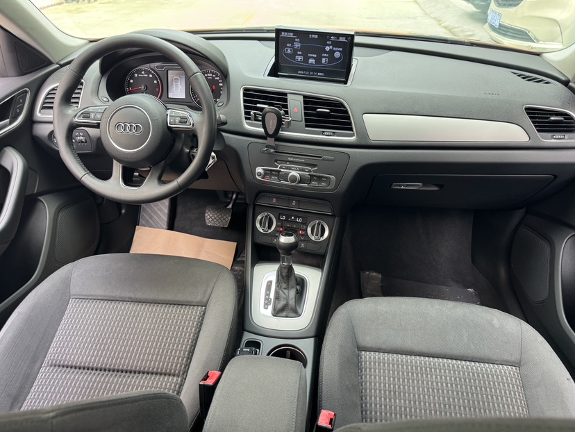 Audi Q3 2015 #10 Audi Q3 2015 car image #10