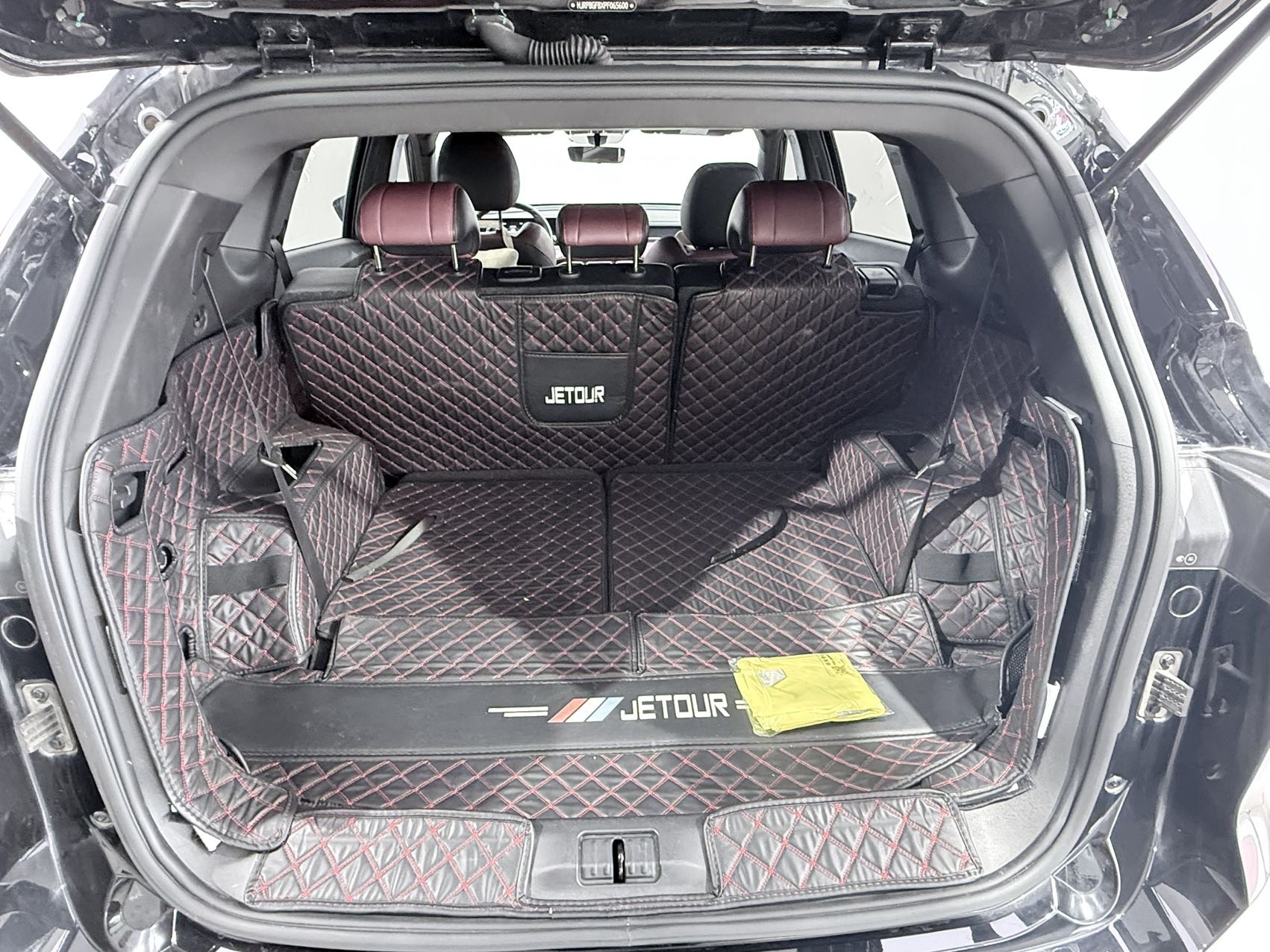 Jetour X70 PLUS 2023 #15 Jetour X70 PLUS 2023 car image #15