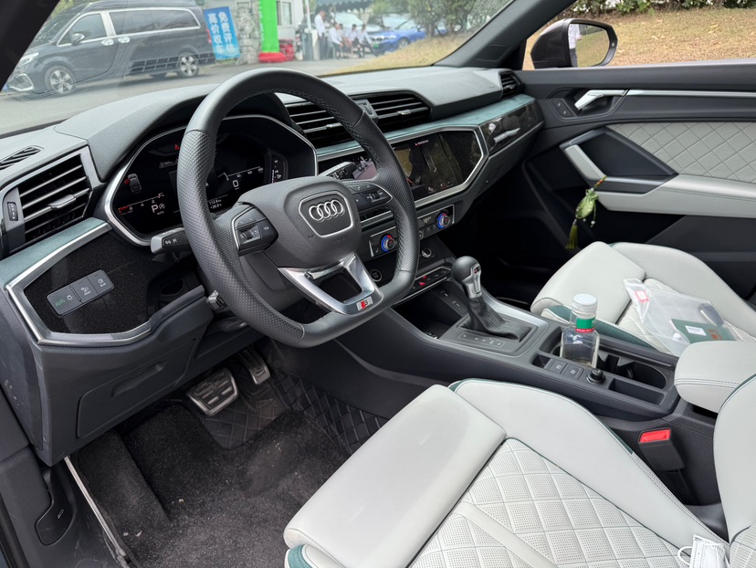 Audi Q3 Sportback 2023 #3 Audi Q3 Sportback 2023 car image #3
