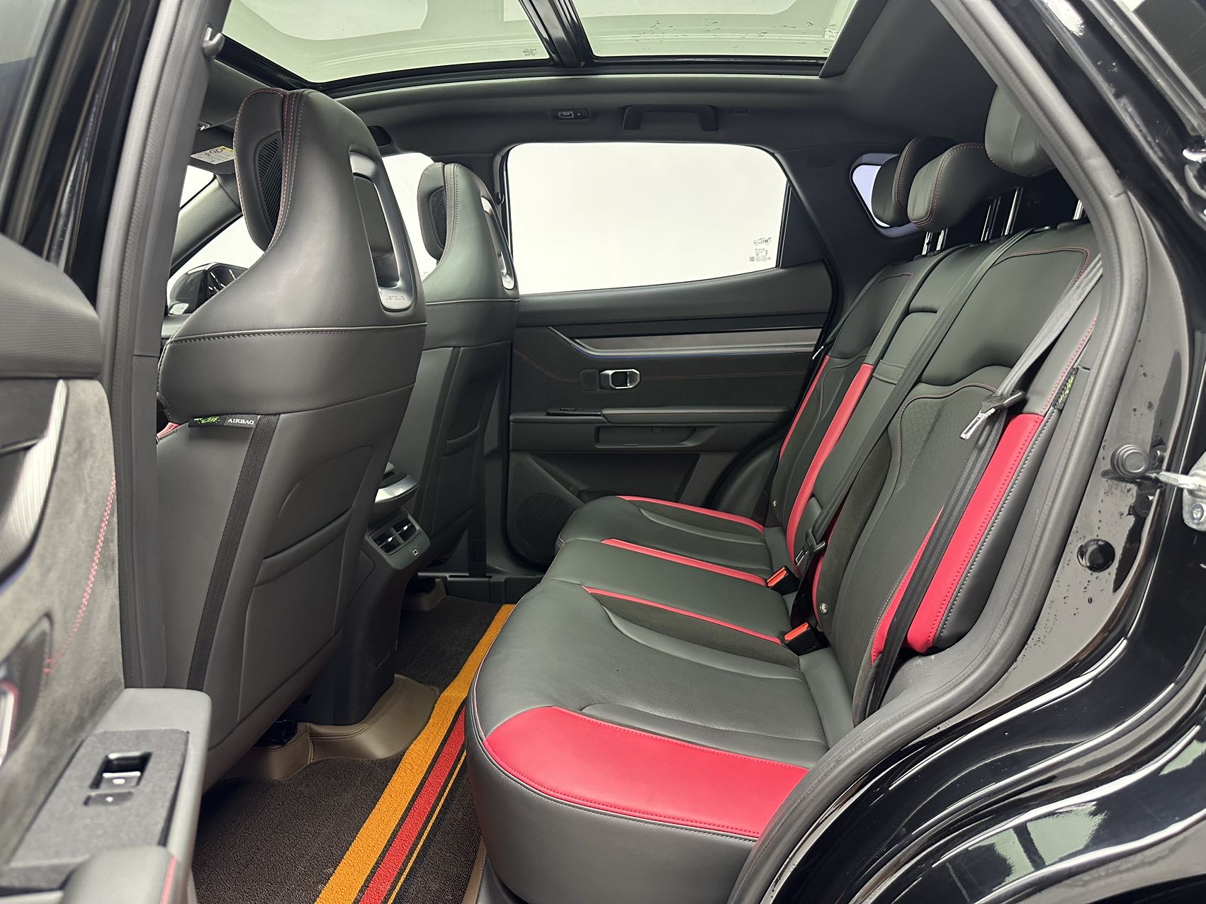 2023 car image #4