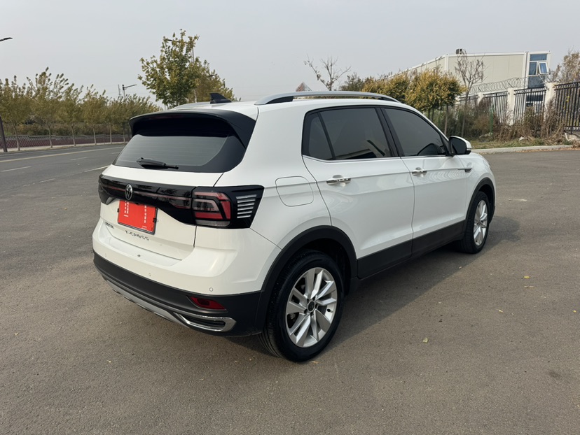 Volkswagen T-Cross 2023 #4 Volkswagen T-Cross 2023 car image #4