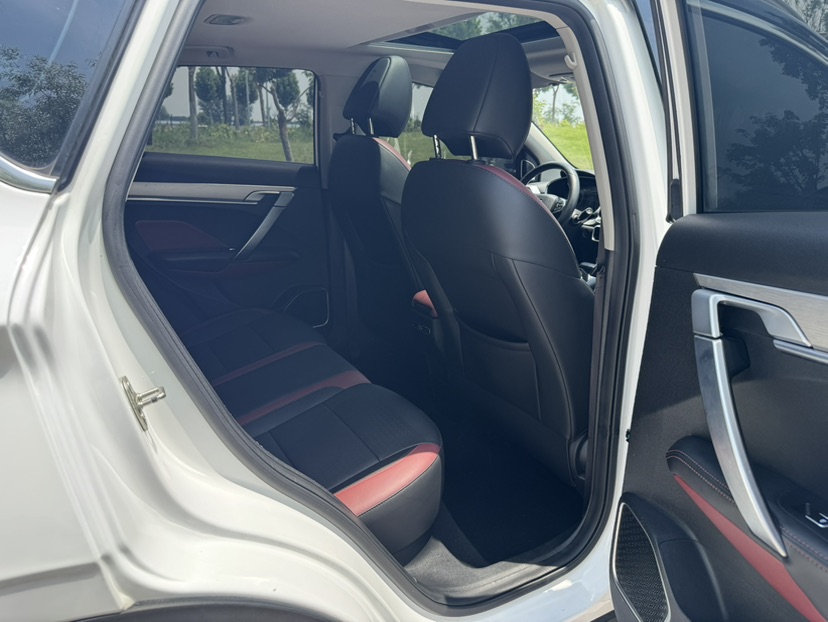 GEELY Coolray 2022 #12 GEELY Coolray 2022 car image #12