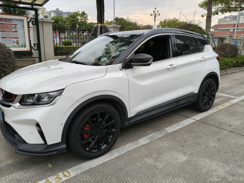GEELY Coolray 2021 GEELY Coolray 2021 immagine di auto