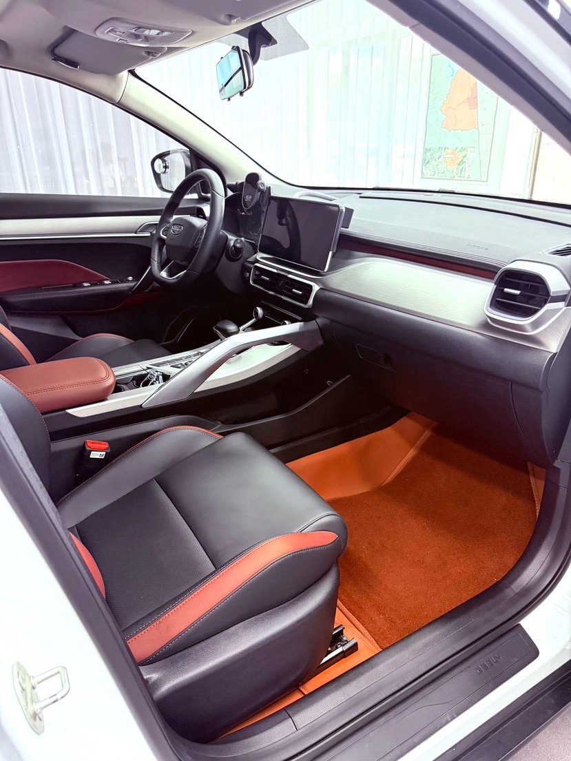 GEELY Coolray 2022 car image #10
