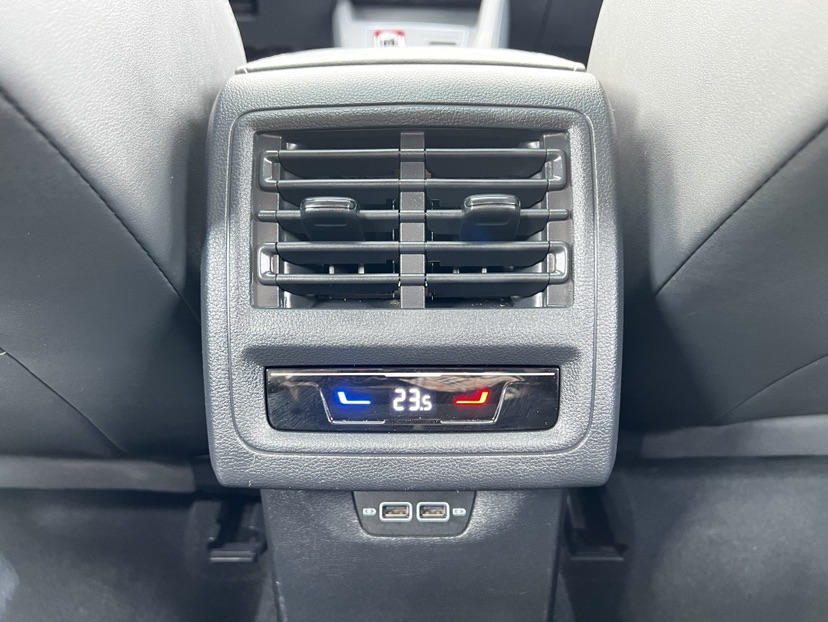 Volkswagen Golf 2023 #18 Volkswagen Golf 2023 car image #18
