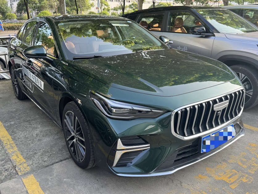 GEELY Emgrand 2025 #3 GEELY Emgrand 2025 car image #3