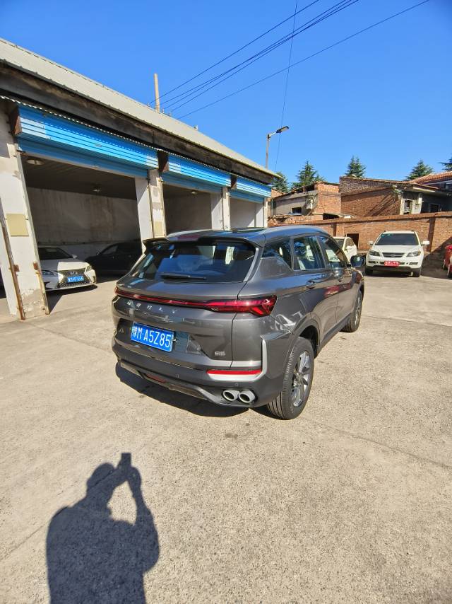 GEELY Coolray 2026 car image #4