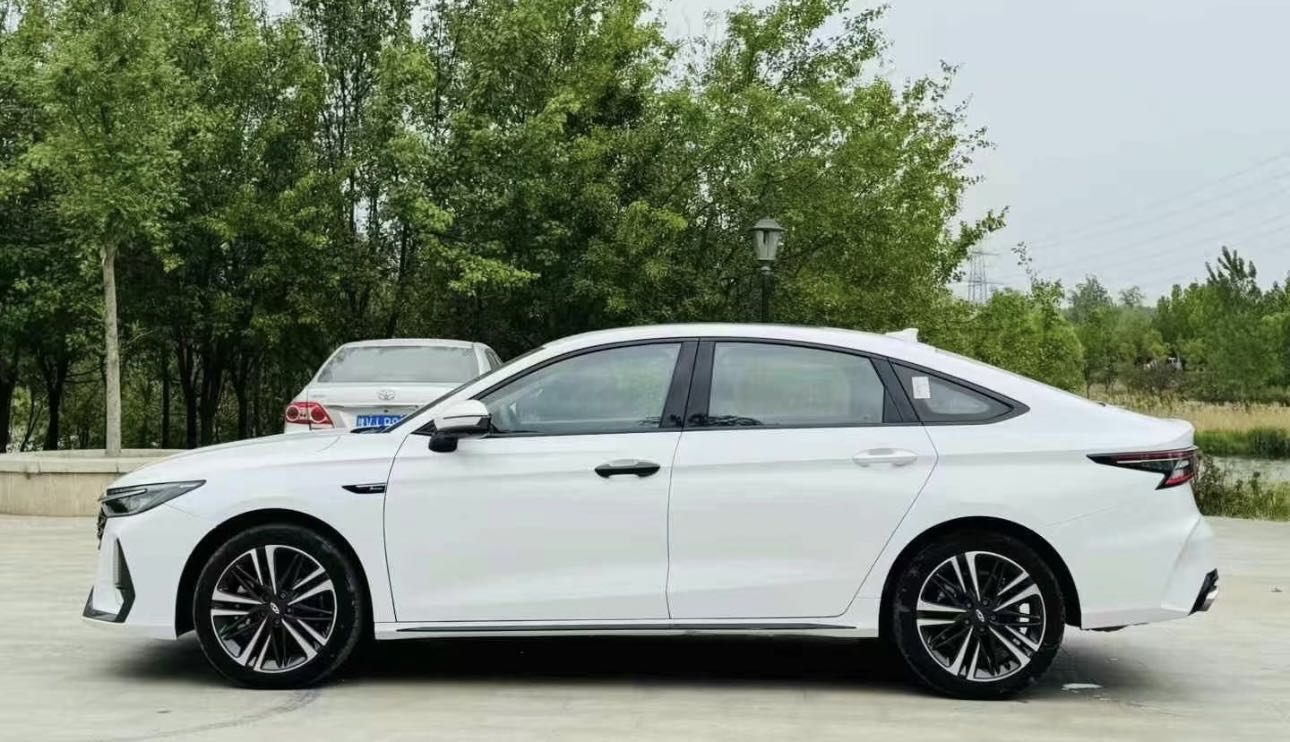 Chery Arrizo 8 2024 car image #3