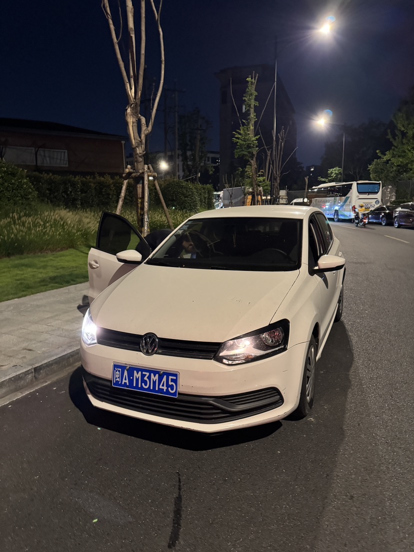 Volkswagen Polo 2018 Volkswagen Polo 2018 car image