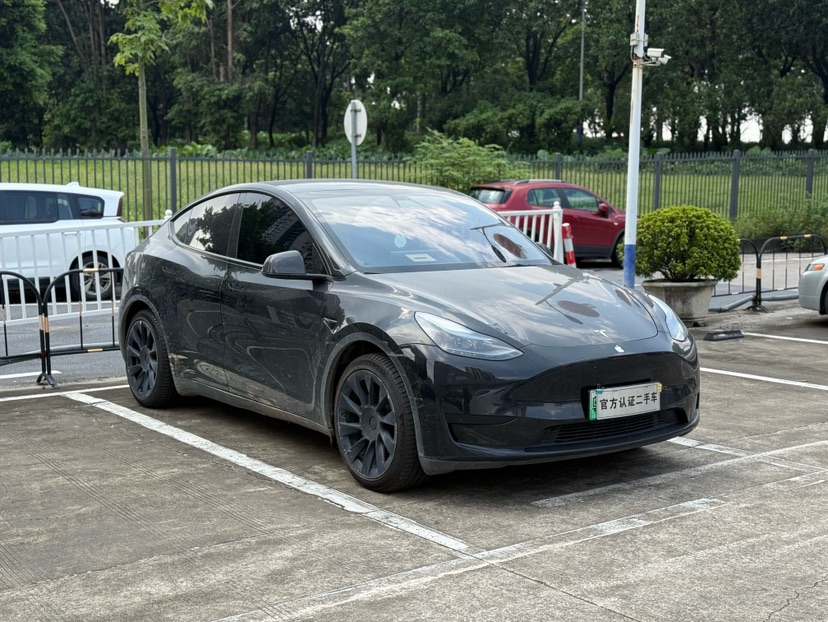 Tesla Model Y 2023 #3 Tesla Model Y 2023 car image #3