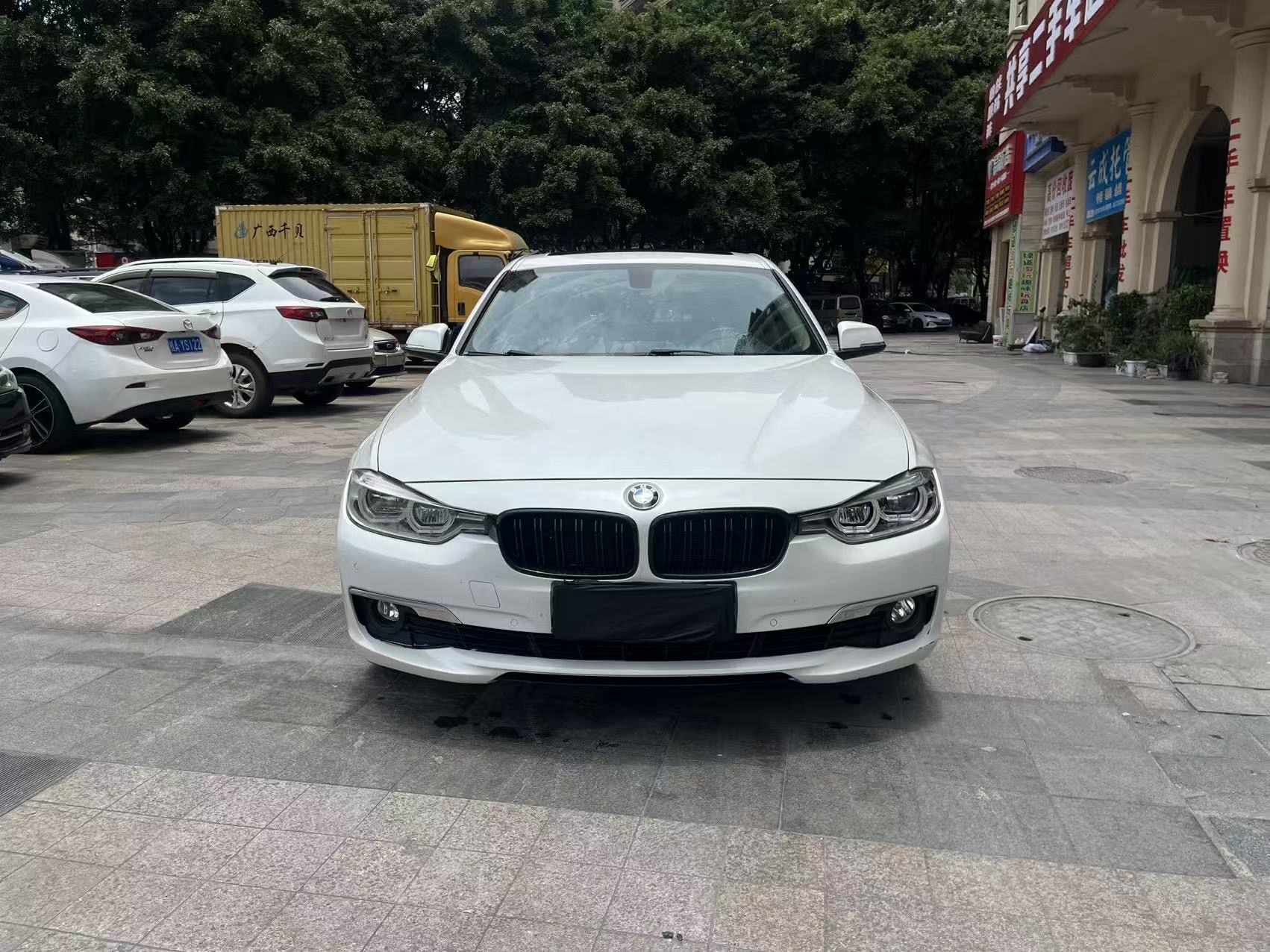 BMW 3 Series 2017 BMW 3 Series 2017 car image