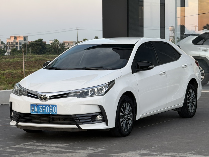 Toyota Corolla 2017 car image #2