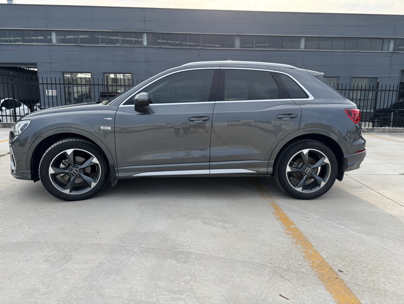 Audi Q3 2022 #3 Audi Q3 2022 car image #3