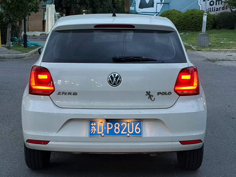 Volkswagen Polo 2017 car image #7