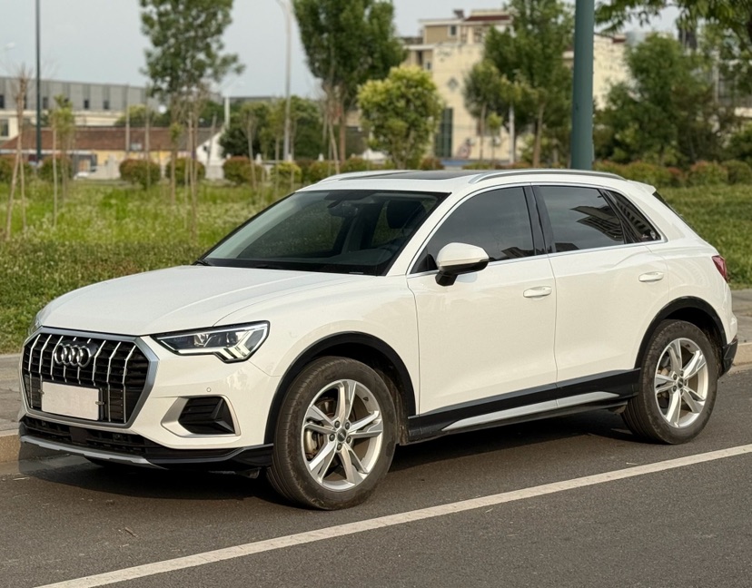 Audi Q3 2020 car image 