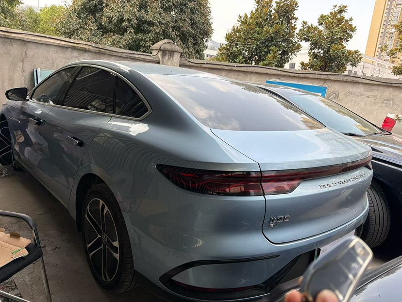 BYD Han 2023 car image #4