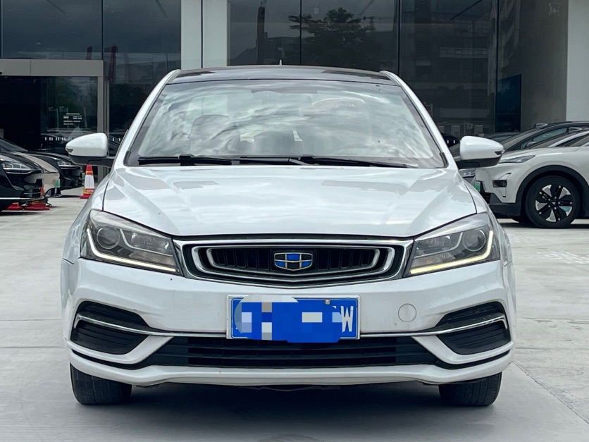 GEELY Emgrand 2018 car image #2