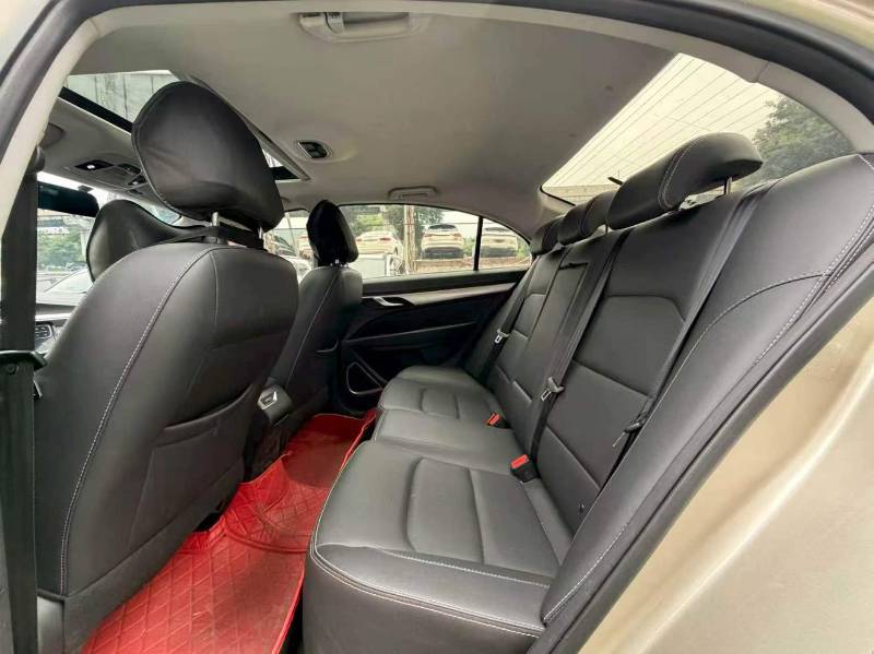 GEELY Emgrand 2020 #9 GEELY Emgrand 2020 car image #9
