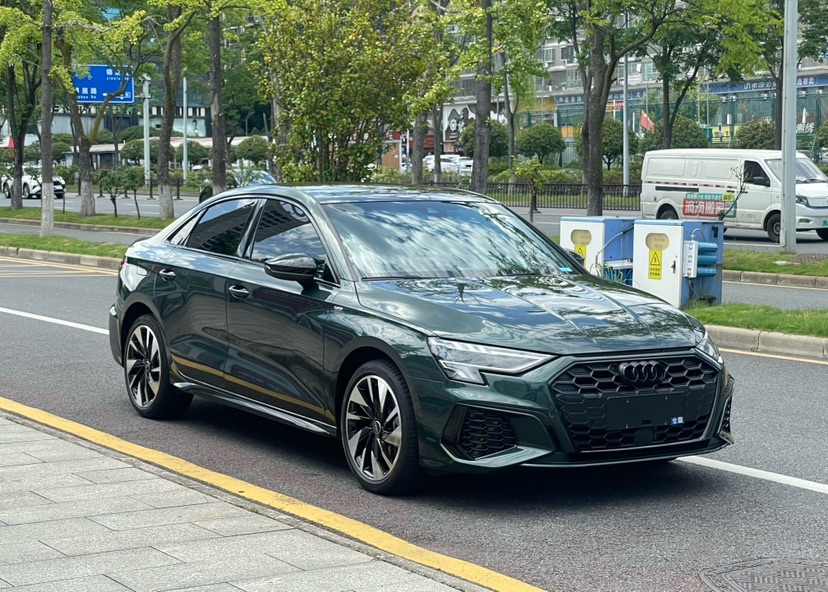 Audi A3 2023 car image #3