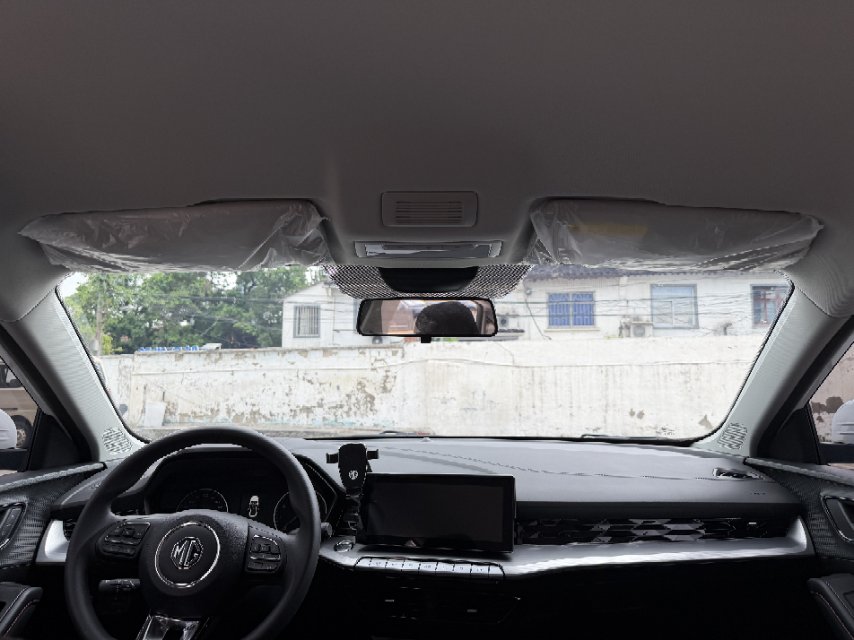 MG 5 2025 imagen de coche #12