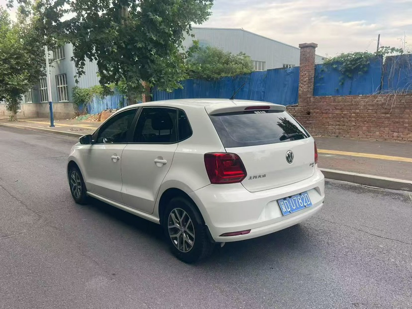 Volkswagen Polo 2018 car image #6