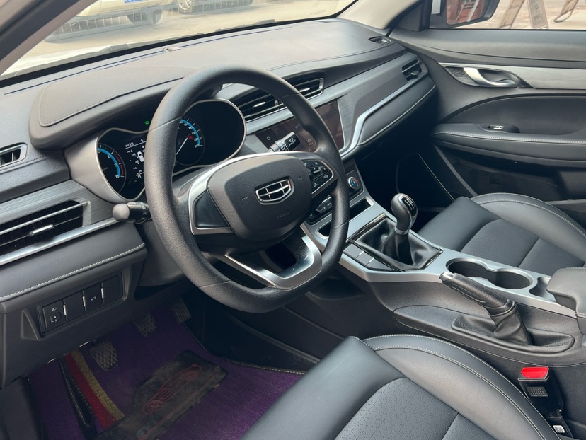 GEELY Emgrand 2021 car image #4