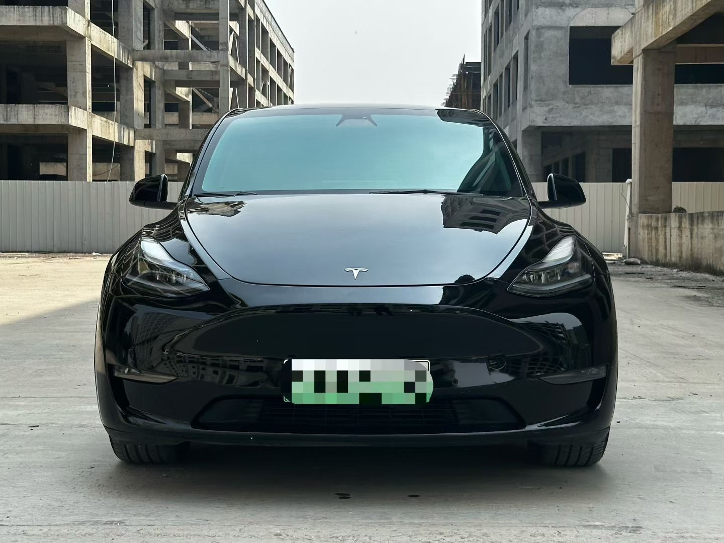 Tesla Model Y 2021 #2 Tesla Model Y 2021 car image #2