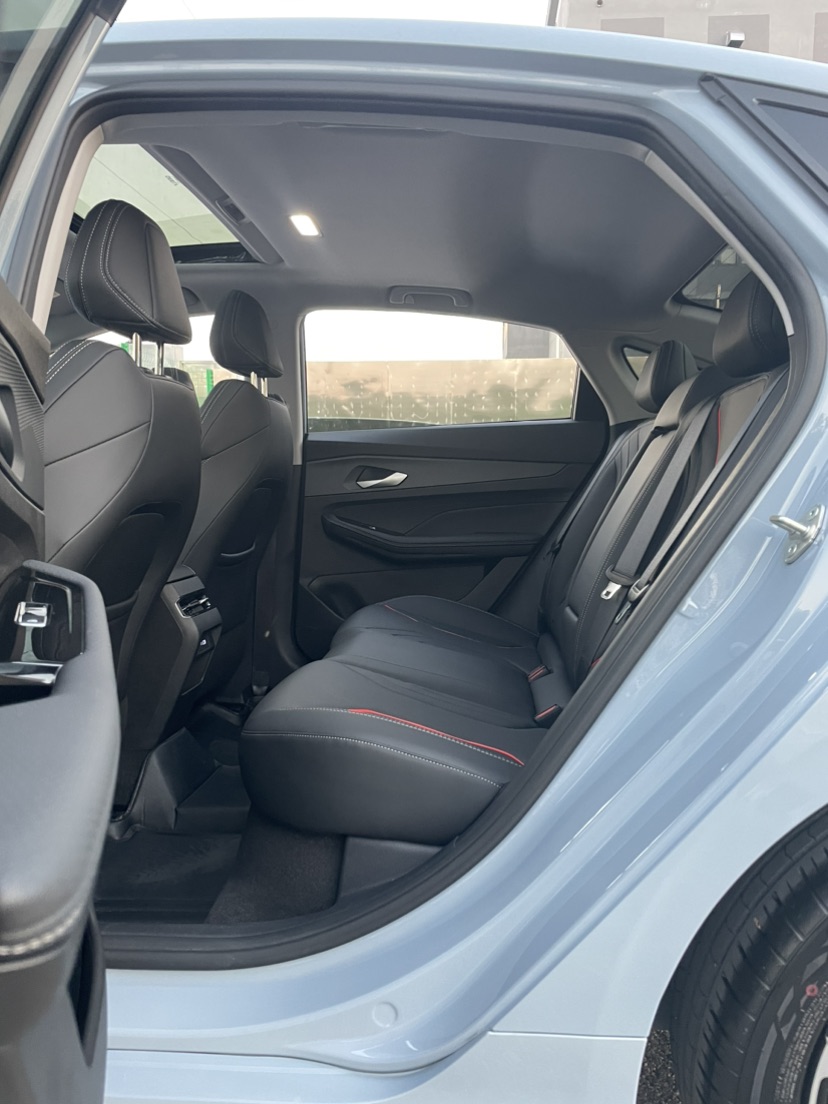 GEELY Binray 2025 #8 GEELY Binray 2025 صورة سيارة #8