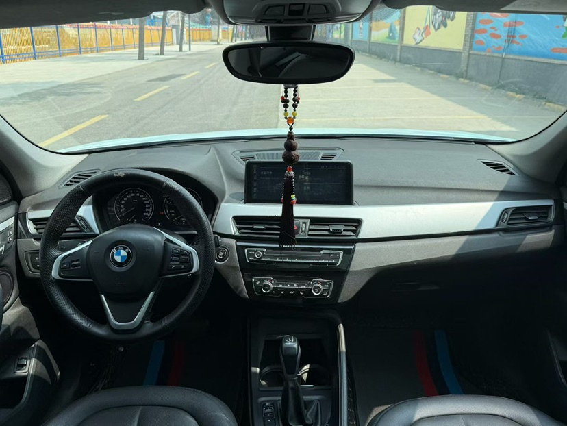 BMW X1 2017 #5 BMW X1 2017 car image #5