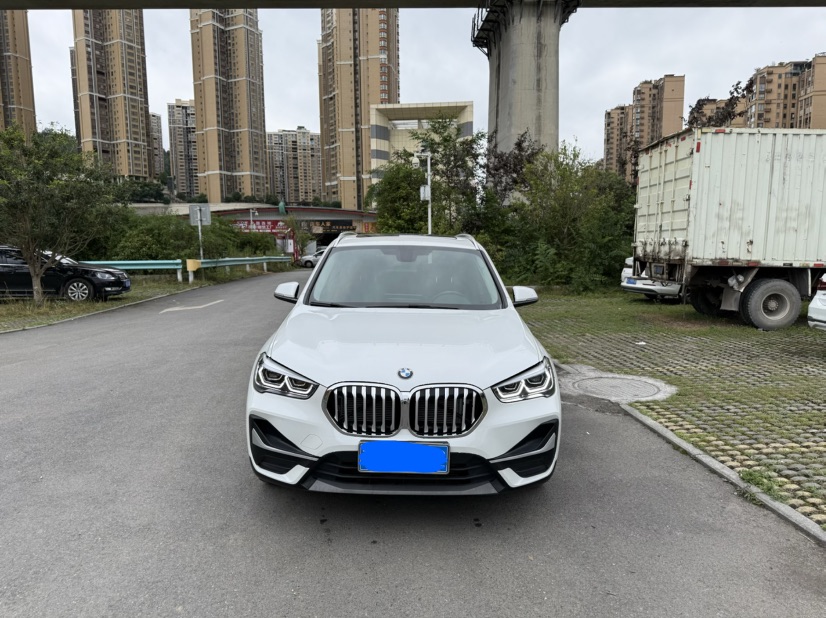 BMW X1 2021 car image #2