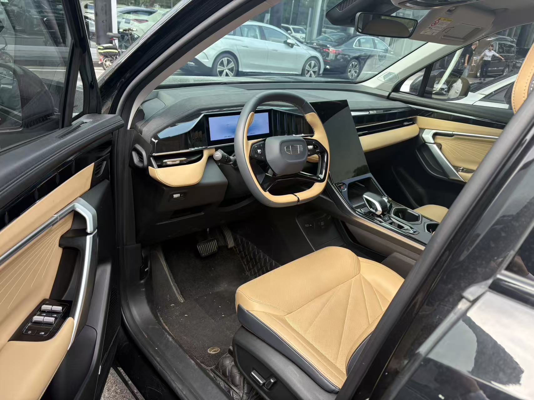 GEELY Boyue L 2023 car image #4