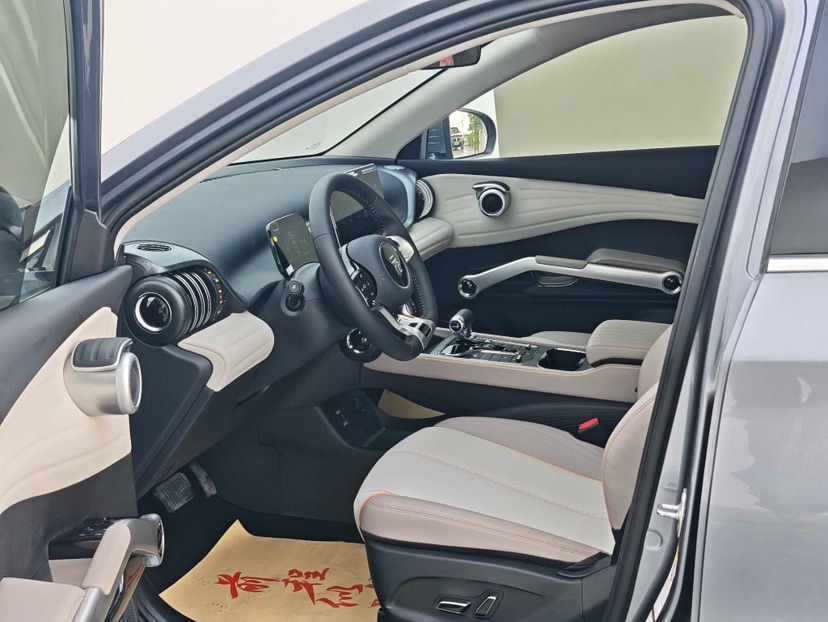 BYD Yuan Plus 2024 #5 BYD Yuan Plus 2024 car image #5