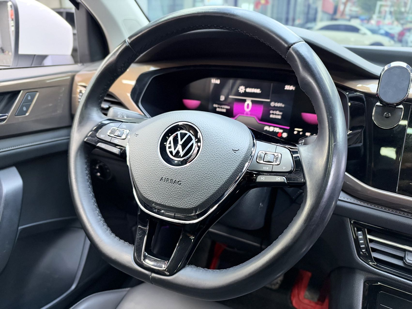 Volkswagen Tharu 2022 car image #7