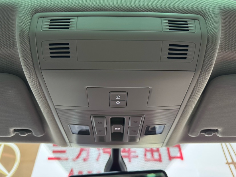 Volkswagen T-Cross 2022 car image #15