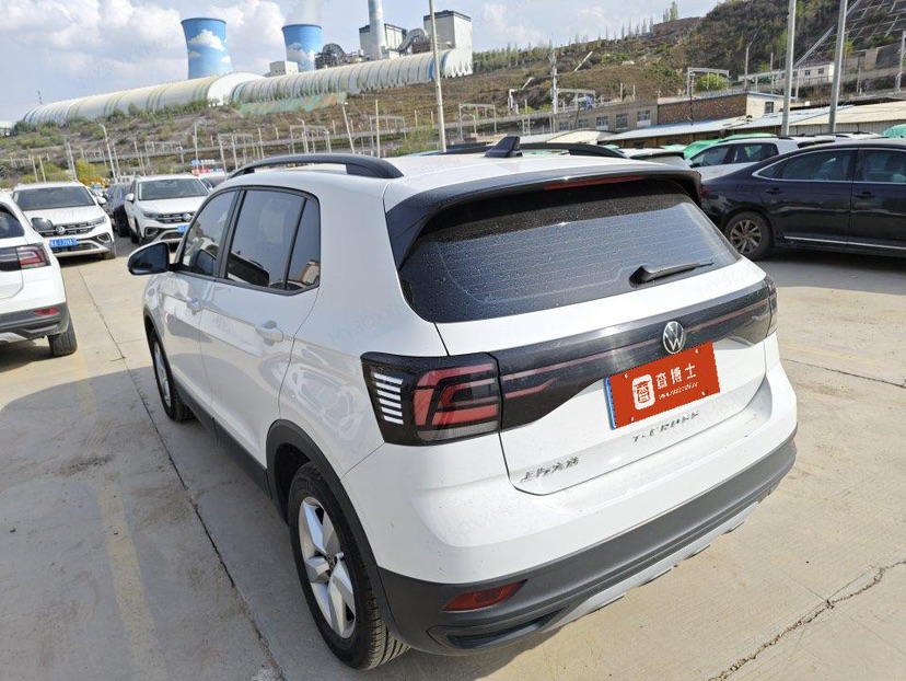 Volkswagen T-Cross 2024 #8 Volkswagen T-Cross 2024 car image #8