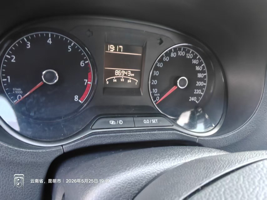 Volkswagen Polo 2018 car image #4