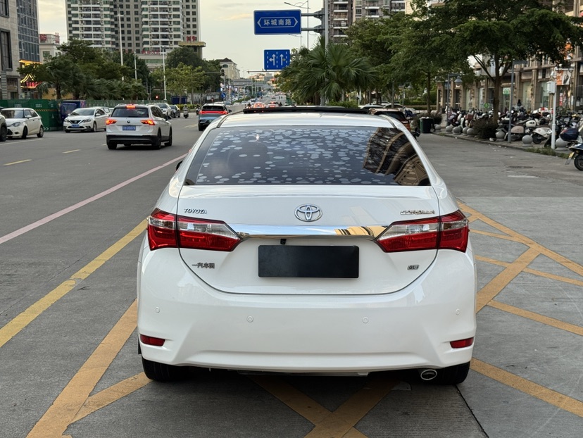 Toyota Corolla 2015 #8 Toyota Corolla 2015 car image #8