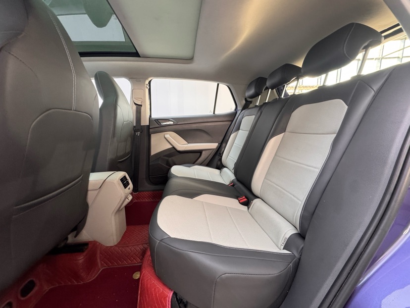 Volkswagen T-Cross 2020 #7 Volkswagen T-Cross 2020 car image #7