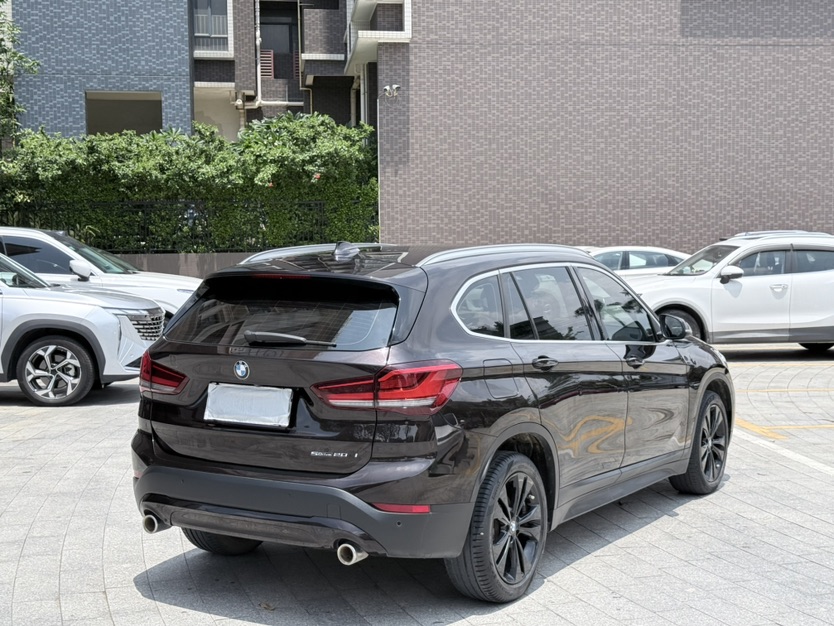BMW X1 2021 car image #9