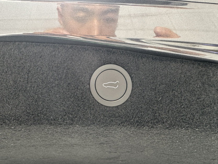 Tesla Model 3 2025 car image #21