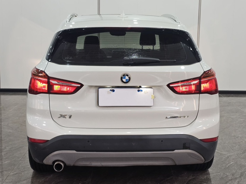BMW X1 2018 #9 BMW X1 2018 car image #9