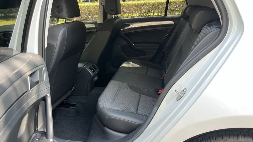 Volkswagen Golf 2019 #8 Volkswagen Golf 2019 car image #8