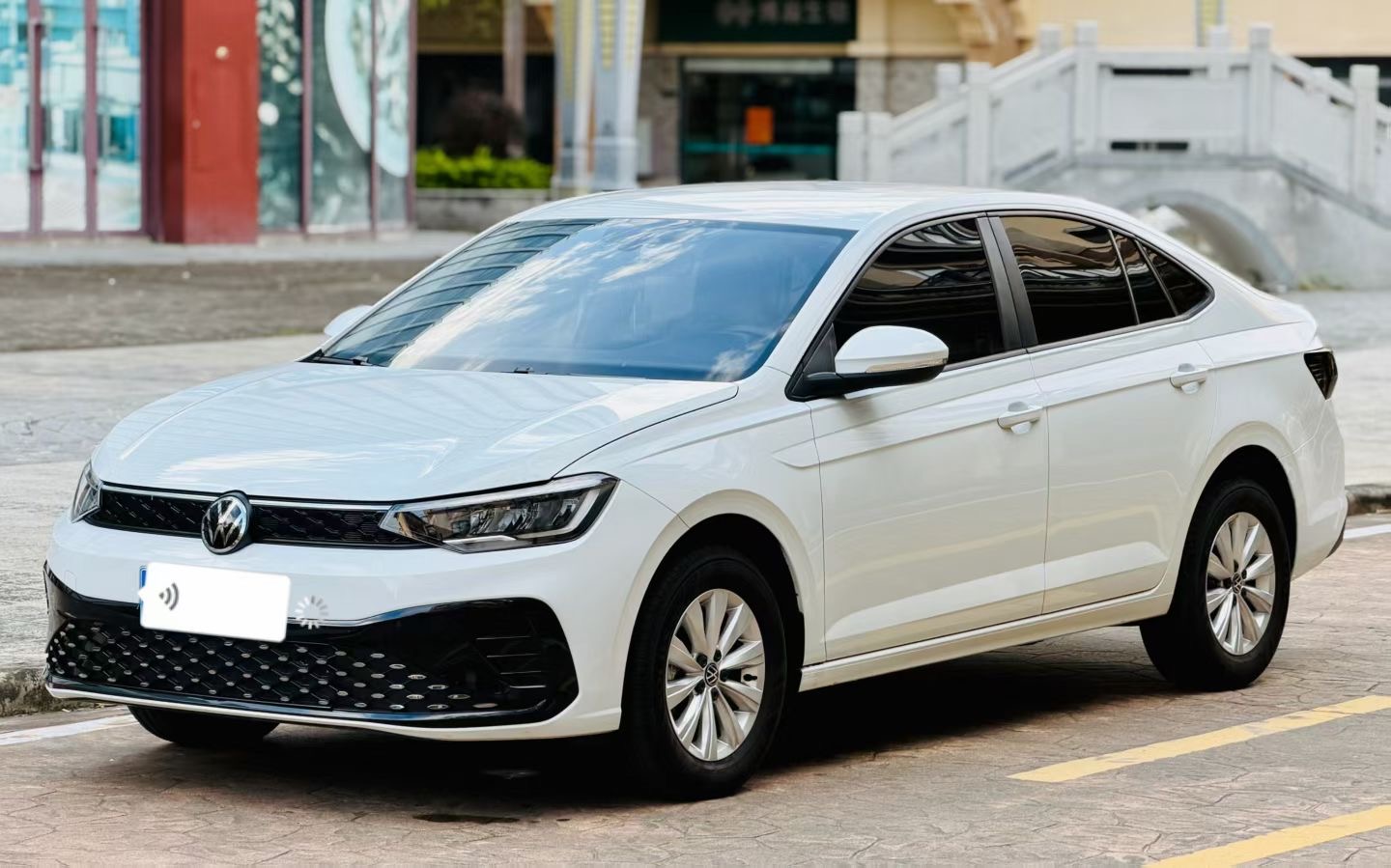 Volkswagen Lavida 2025 car image #3