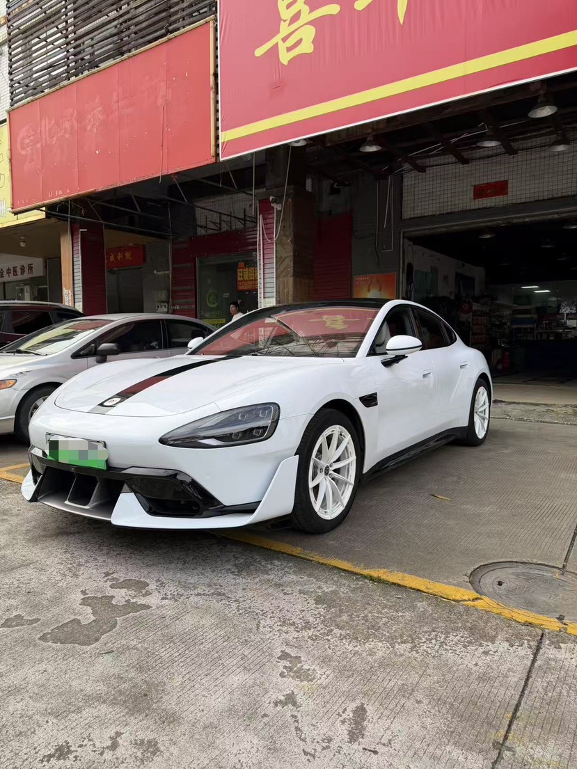 MI SU7 2024 car image 