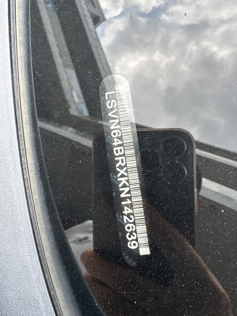 Volkswagen Santana 2019 car image #10
