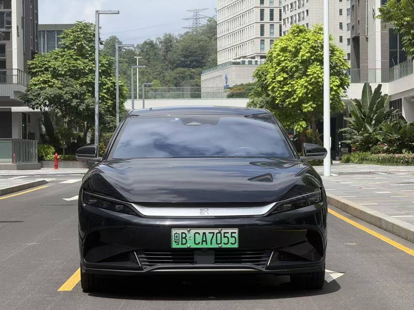 BYD Han 2024 car image #2